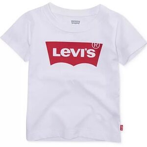 New Levi’s T Shirt